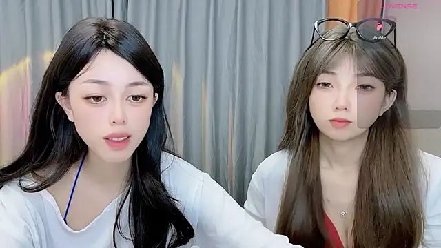 Snapshot of Janisa__PZ chatting on October 16, 2025, 11:40 am Janisa PZ online show from October 16, 2025, 11:40 am