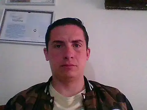 Snapshot of mickseb89 chatting on October 4, 2025, 3:13 pm mickseb89 online show from October 4, 2025, 3:13 pm