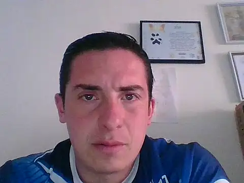Snapshot of mickseb89 chatting on October 6, 2025, 7:14 pm mickseb89 online show from October 6, 2025, 7:14 pm