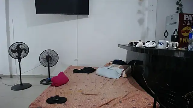 yohacriss online show from October 26, 2025, 8:37 am