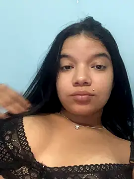 lola bn online show from September 19, 2025, 3:27 pm