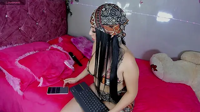 emmy bloom online show from September 21, 2025, 7:19 pm
