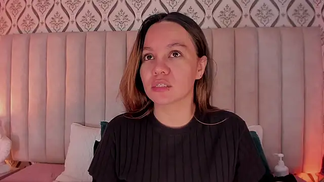 Sky Junne online show from April 1, 2026, 6:05 pm