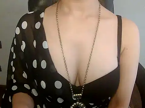 akankshapuri online show from September 9, 2025, 7:18 am