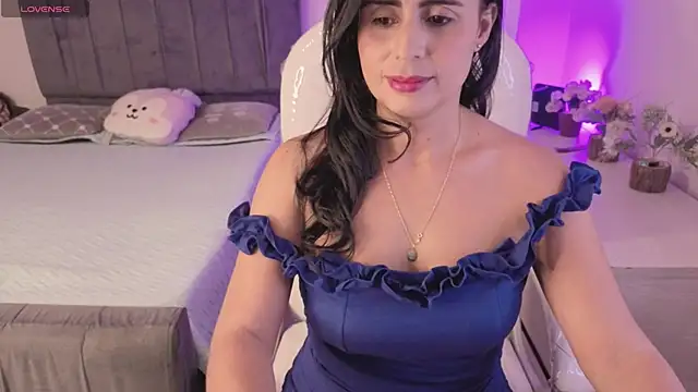 Lilu ds online show from October 19, 2025, 7:27 pm