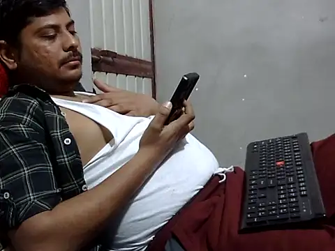 Snapshot of Ajmersingh335512 chatting on February 23, 2026, 2:28 pm Ajmersingh335512 online show from February 23, 2026, 2:28 pm