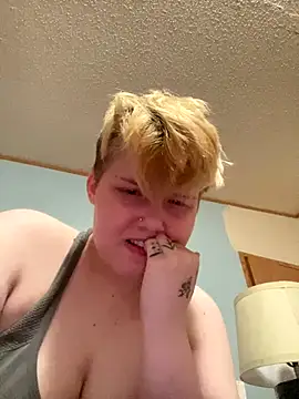 Lexxxii515 online show from October 27, 2025, 4:08 pm