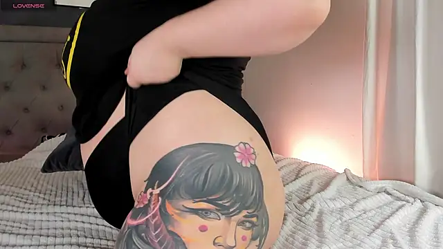 Alissa S online show from November 9, 2025, 4:11 pm