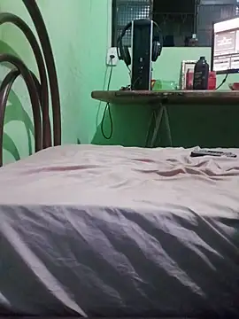 pretinha br online show from December 1, 2025, 12:11 am