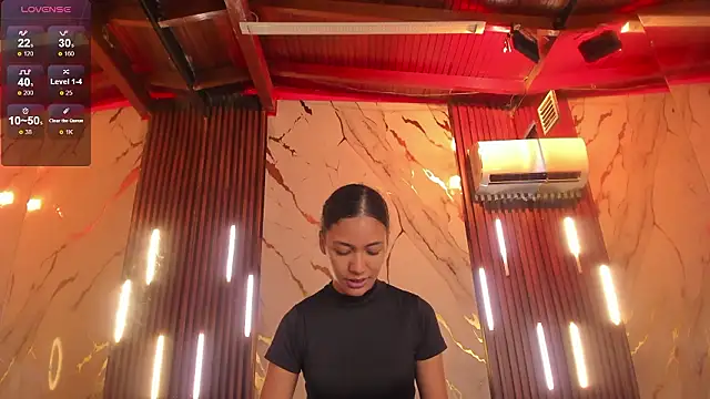 VictoriaDuart online show from March 6, 2026, 8:26 pm