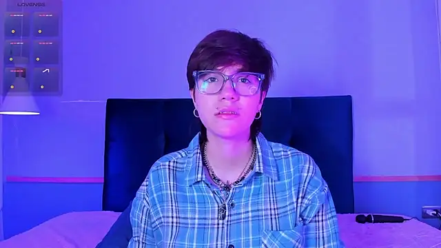 Snapshot of Tsuki_Maru chatting on February 11, 2026, 11:54 am Tsuki Maru online show from February 11, 2026, 11:54 am