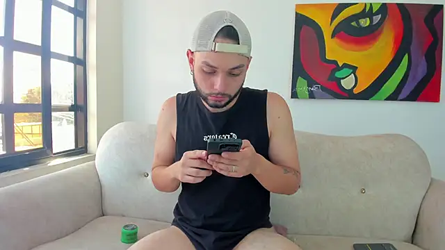 Dylan lookatme online show from September 25, 2025, 6:25 pm