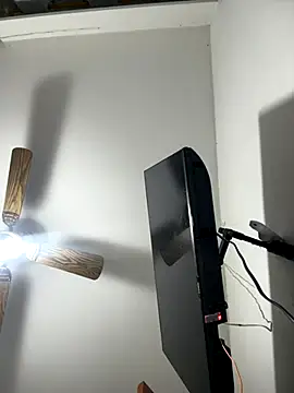 Luck  090 online show from October 8, 2025, 4:36 am