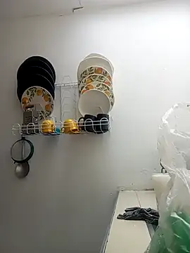 MackMacKenzie online show from October 18, 2025, 1:57 pm