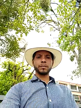 AlphaAlterX online show from October 7, 2025, 6:09 pm