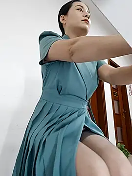 bingxin- online show from June 25, 2026, 10:53 am