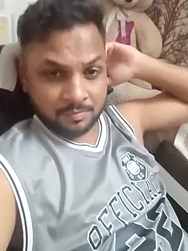 itzrocky1 online show from October 4, 2025, 1:56 pm