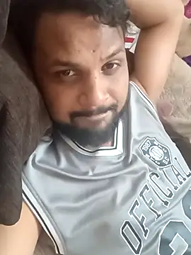 itzrocky1 online show from October 2, 2025, 7:56 am