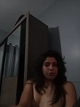 Maricamposs online show from November 14, 2025, 12:03 am