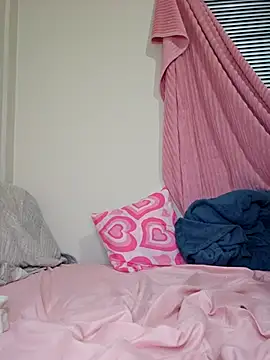 ingridequinti online show from October 2, 2025, 3:21 am