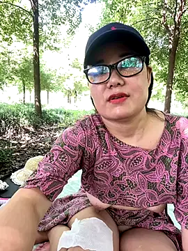 Bobo-kk online show from September 15, 2025, 6:03 am