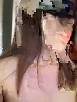 Snapshot of ZinzinLy chatting on November 22, 2025, 8:13 am ZinzinLy online show from November 22, 2025, 8:13 am