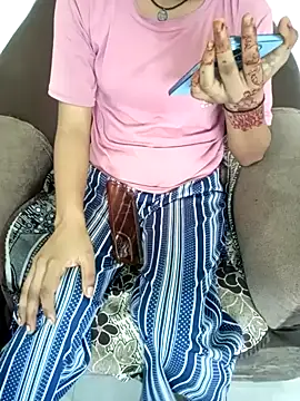 Student girl2 online show from September 19, 2025, 5:00 am