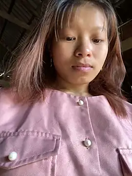 Snapshot of Mai_bb chatting on October 12, 2025, 4:25 am Mai bb online show from October 12, 2025, 4:25 am