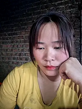 Snapshot of ALIENHR38 chatting on February 1, 2026, 5:38 am ALIENHR38 online show from February 1, 2026, 5:38 am