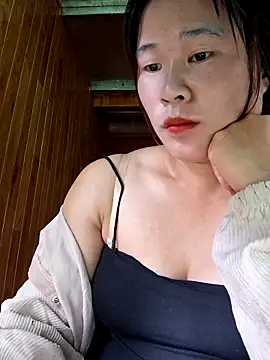 ALIENHR38 online show from September 13, 2025, 1:05 am