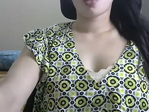 SexyNeylar online show from February 24, 2026, 4:52 pm