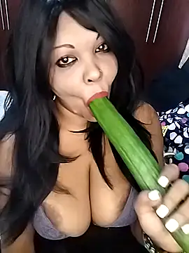 Snapshot of hemilynthomas2467 chatting on April 22, 2026, 11:06 am hemilynthomas2467 online show from April 22, 2026, 11:06 am