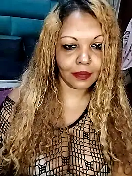 hemilynthomas2467 online show from October 16, 2025, 7:33 pm