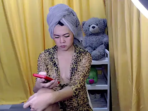 MissfrancesXxx online show from April 16, 2026, 6:25 am