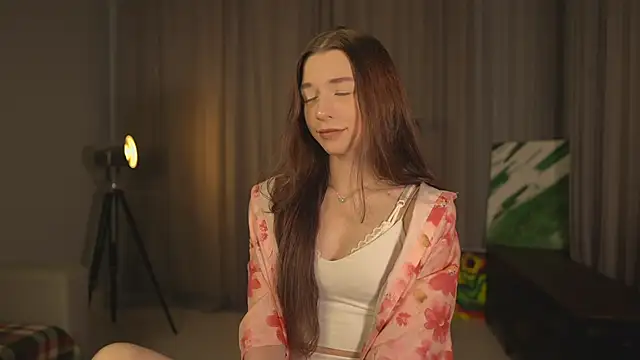 RoxieBolich online show from October 27, 2025, 2:07 pm