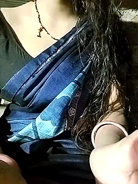 Hottestgirll online show from October 8, 2025, 6:59 am