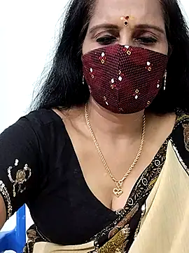 Snapshot of mallu-reshma chatting on September 11, 2025, 8:03 am mallu-reshma online show from September 11, 2025, 8:03 am