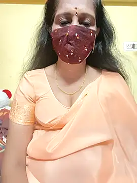 Snapshot of mallu-reshma chatting on September 15, 2025, 10:26 am mallu-reshma online show from September 15, 2025, 10:26 am