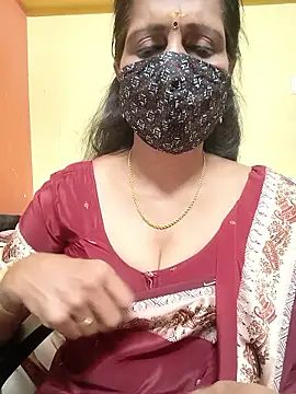 Snapshot of mallu-reshma chatting on September 26, 2025, 6:48 pm mallu-reshma online show from September 26, 2025, 6:48 pm