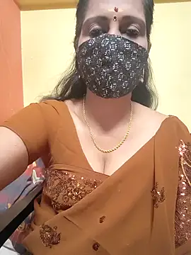Snapshot of mallu-reshma chatting on October 1, 2025, 12:53 pm mallu-reshma online show from October 1, 2025, 12:53 pm