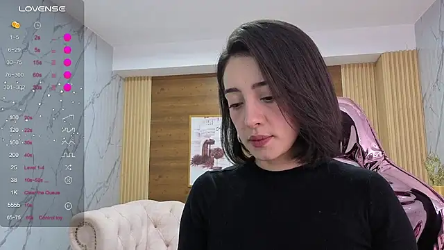 sara lopez s online show from April 18, 2026, 1:46 pm