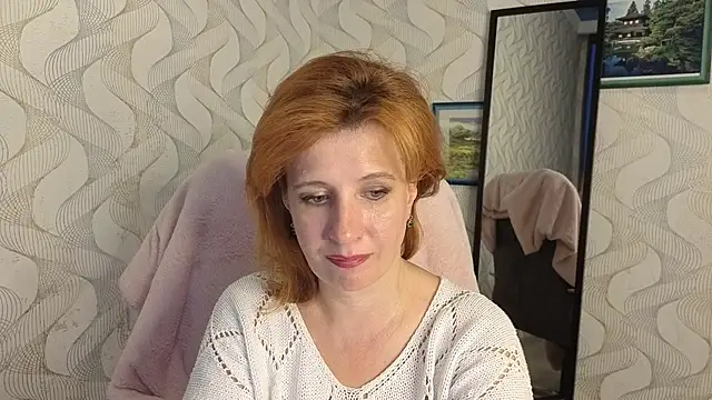 Snapshot of Elannaria chatting on September 17, 2025, 4:09 pm Elannaria online show from September 17, 2025, 4:09 pm