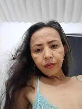 zaira spice online show from October 5, 2025, 9:00 am