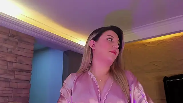 SophiaDior  online show from November 19, 2025, 12:05 pm