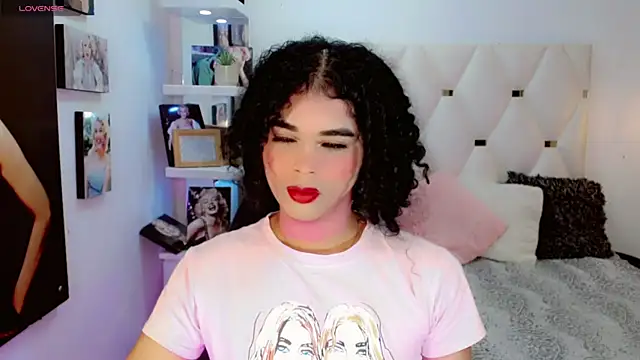 Veronica Misst  online show from September 20, 2025, 12:32 pm