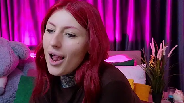 Nina Blum  online show from April 13, 2026, 5:11 am