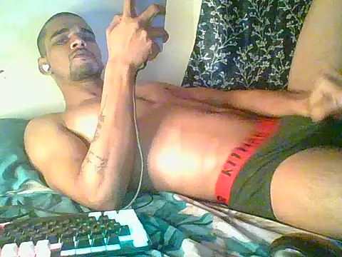 IndianSinsGlow online show from November 5, 2025, 10:35 pm