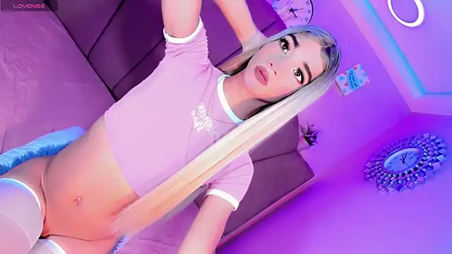 Nauthy girl online show from September 20, 2025, 12:21 pm