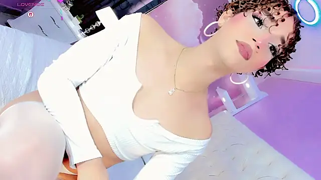 Nauthy girl online show from April 7, 2026, 12:29 pm