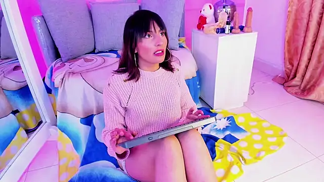 angelica cute12 online show from December 1, 2025, 1:39 am